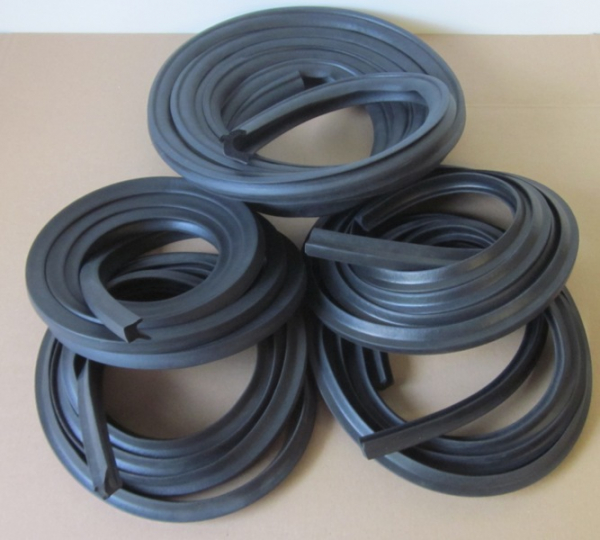 Set 4xTürgummi 1xKofferraumgummi 4-türer Opel Kadett B 1.1, 1.1S +SR, 1.2S, 1.7